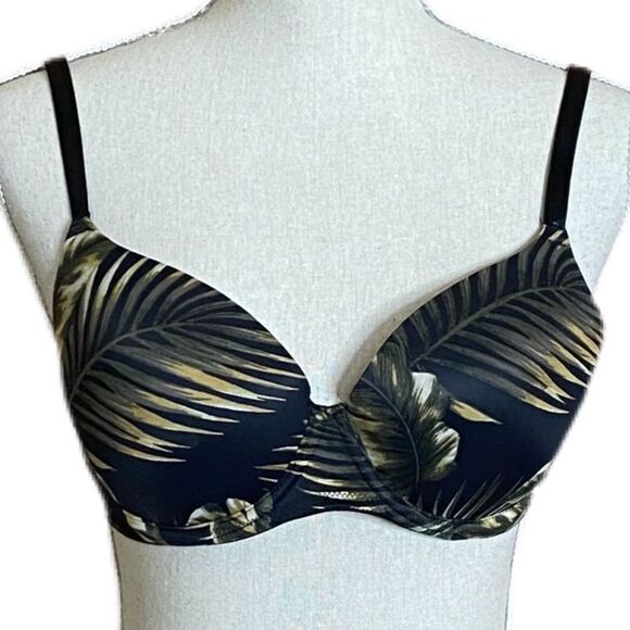 PINK VICTORIA SECRET WEAR EVERYWHERE SIZE 36C BRA - Picture 1 of 3